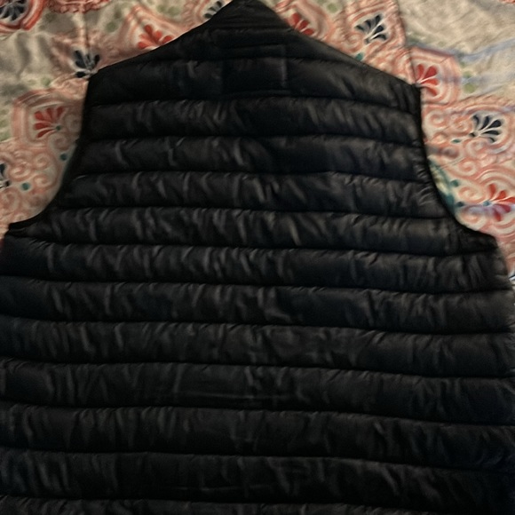 New Aeropostale vest - Picture 2 of 2